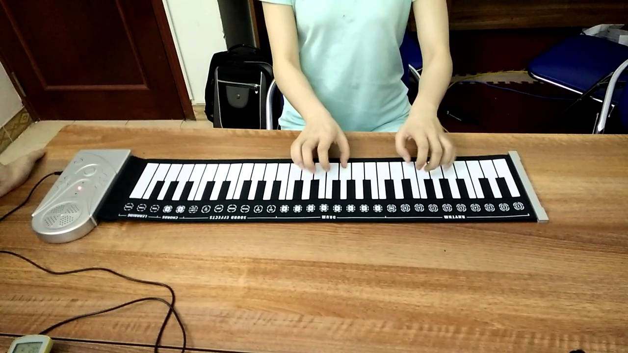 đàn piano cuộn 49 phím
